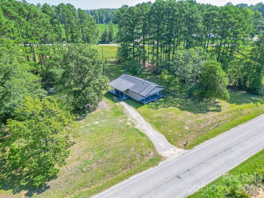 Photo of 500 Gregory Road