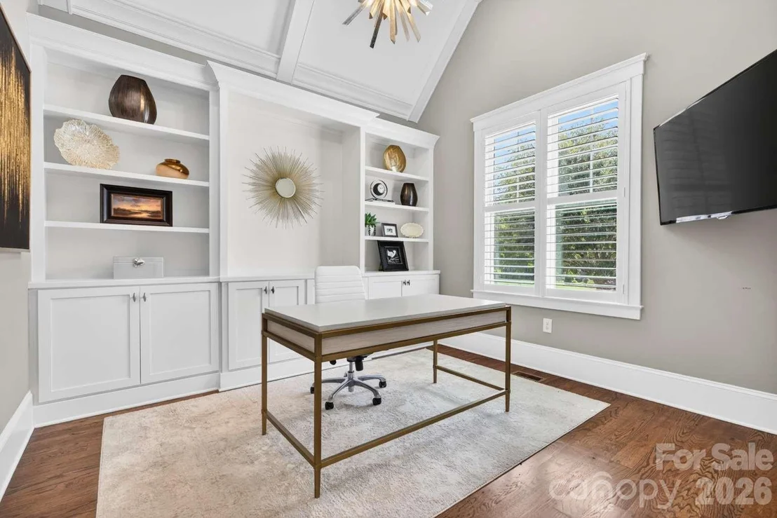 Photo of 18027 Shearer Road