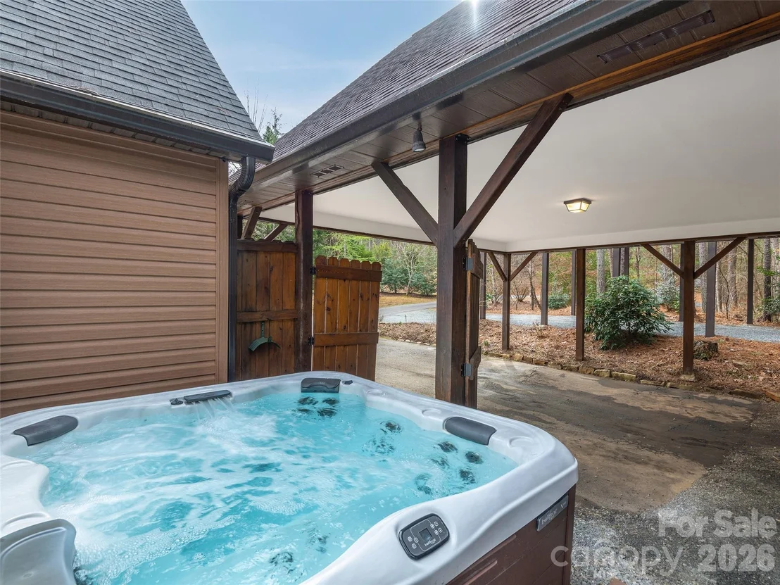Photo of 201 Hawk Ridge Drive