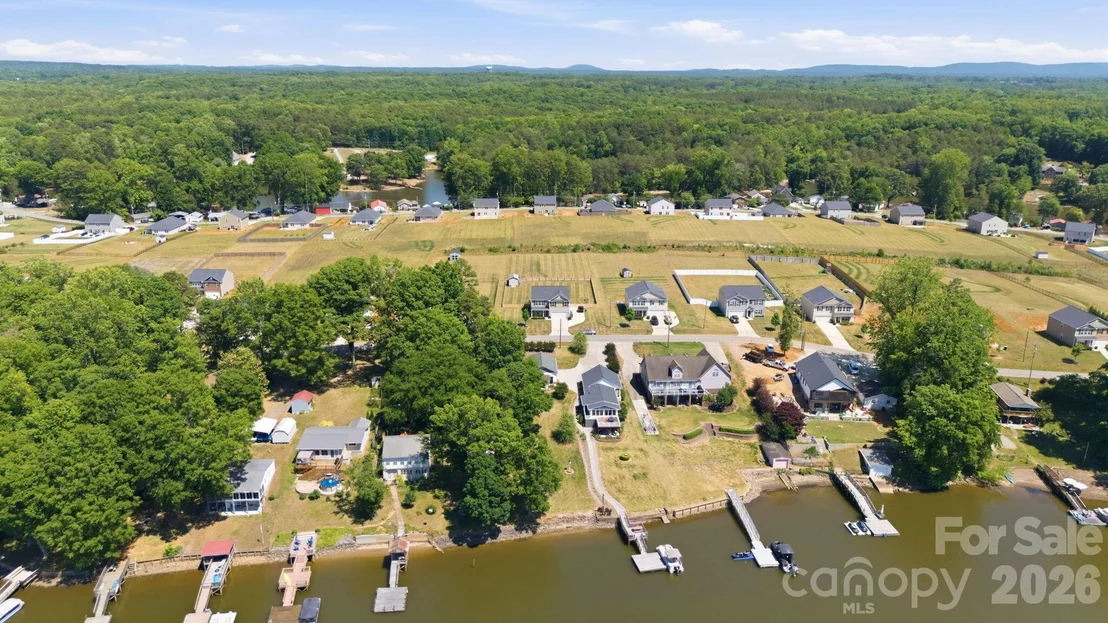 Photo of 1276 Hickory Point Drive