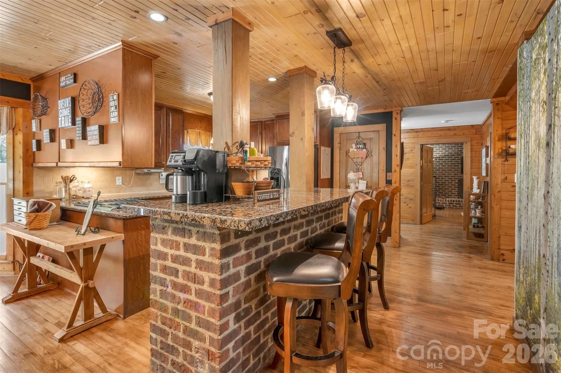 Photo of 105 Winchester Drive