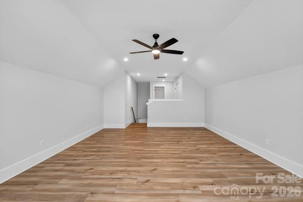 Photo of 1652 Dresden Drive
