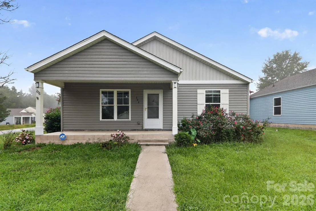 Photo of 206 Dillon Drive