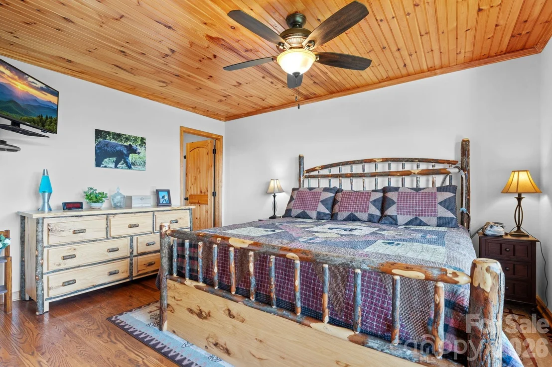 Photo of 1013 Perry Road