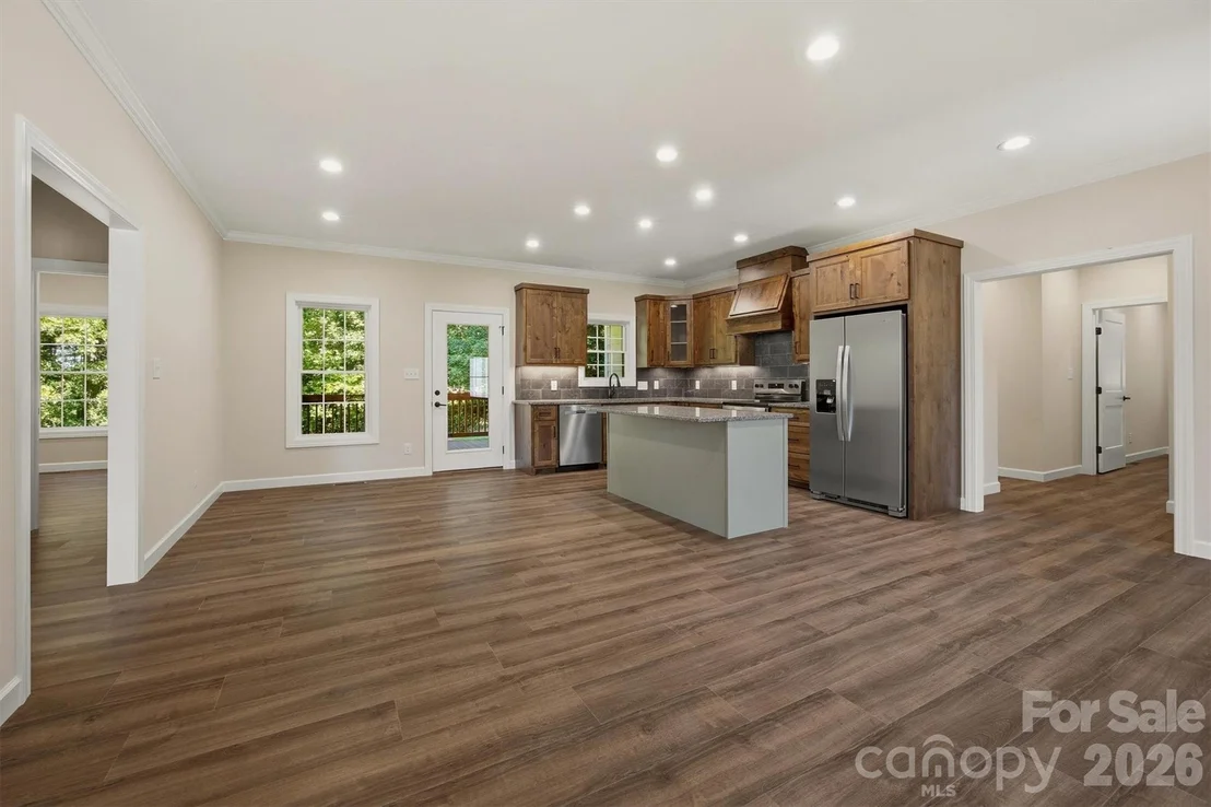 Photo of 107 Meadow View Street