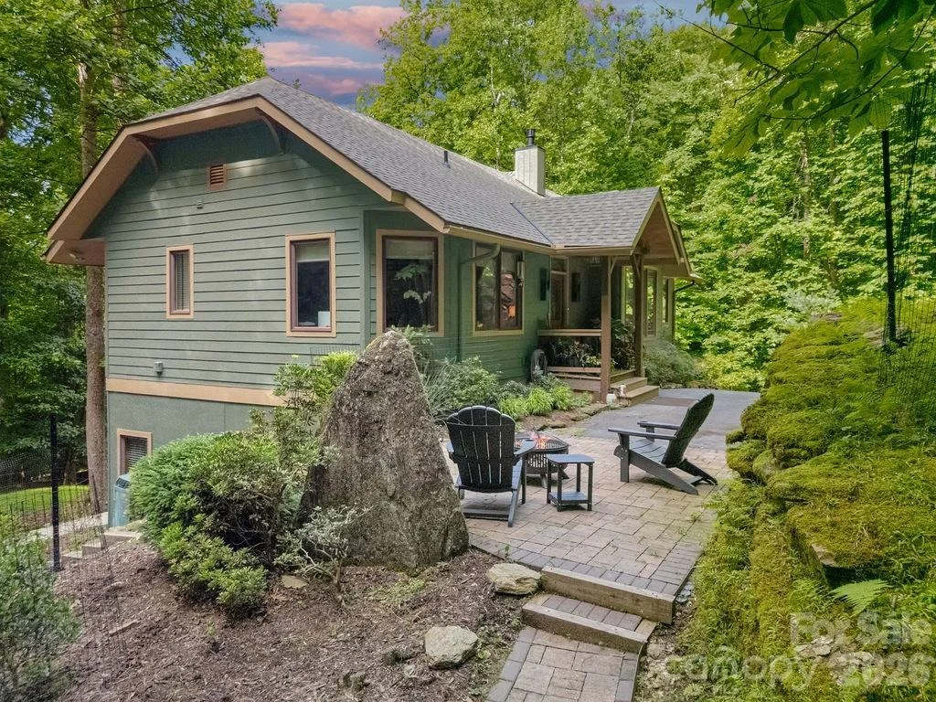 Photo of 141 Bruce Circle