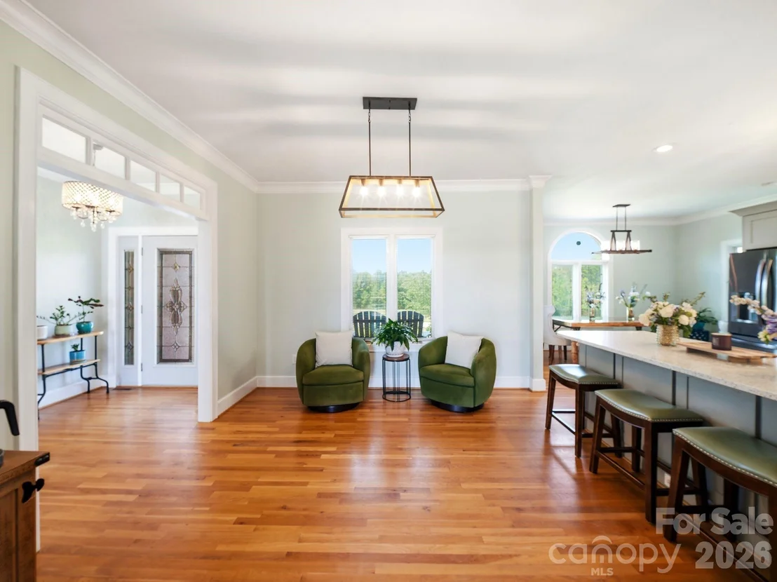 Photo of 2950 Pearidge Road