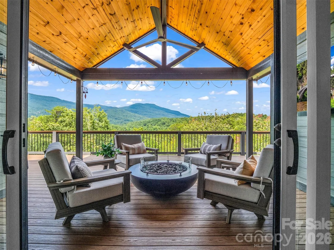 Photo of 73 Jackson Ridge Lane