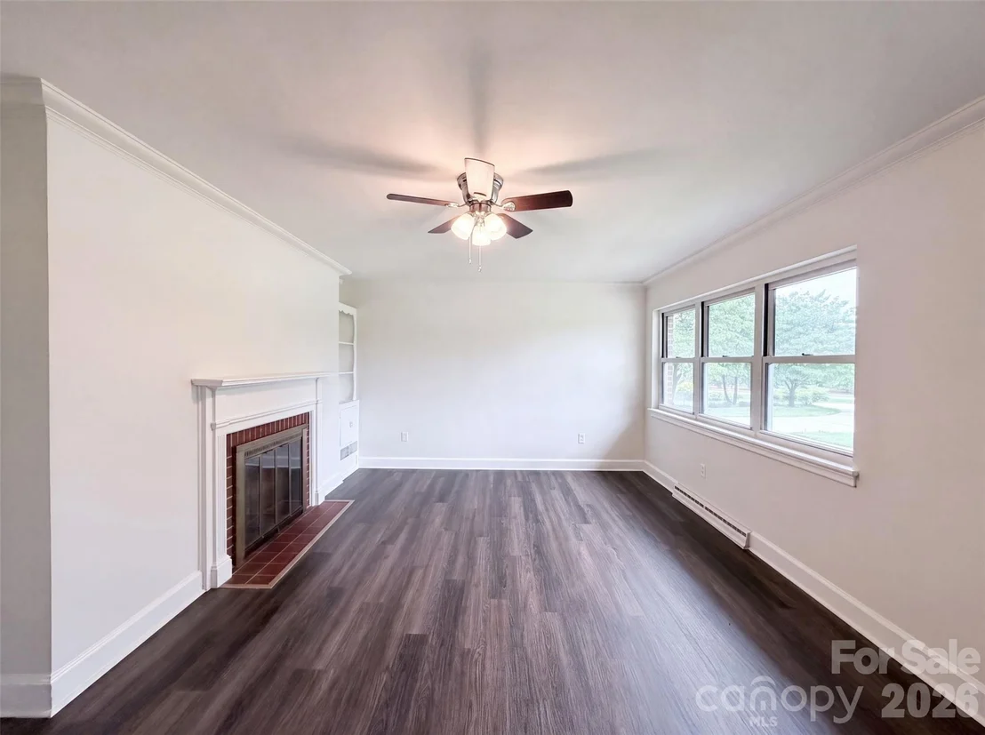 Photo of 411 Roy Eaker Road