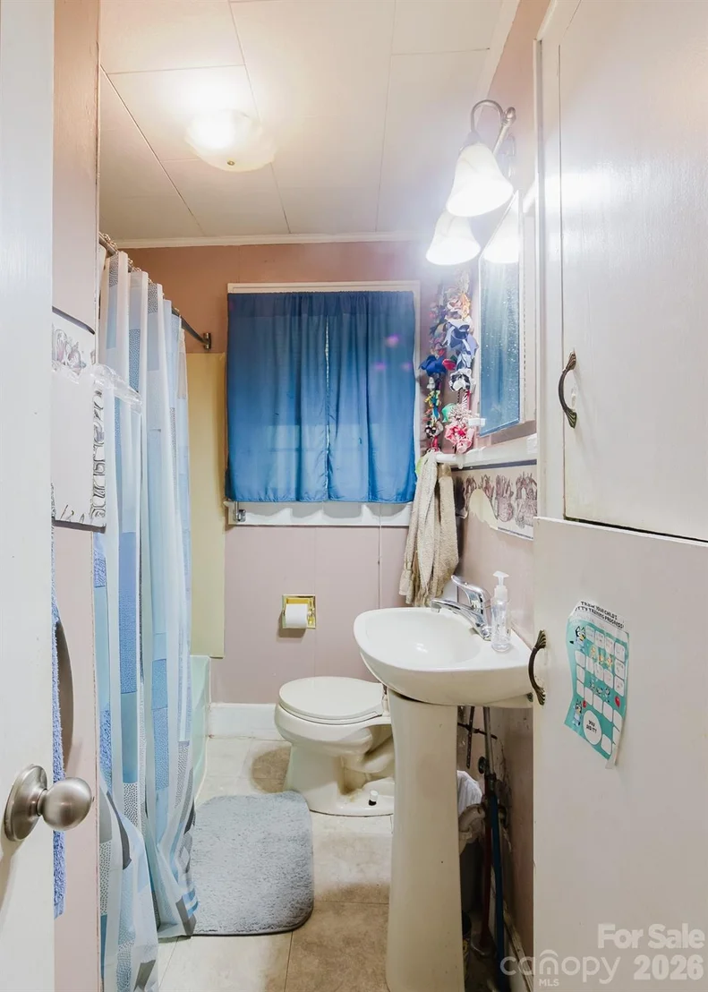 Photo of 303 Myrtle Avenue