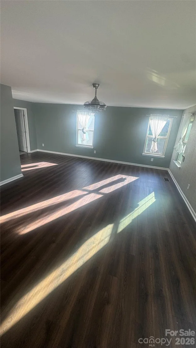 Photo of 772 Rosegate Drive