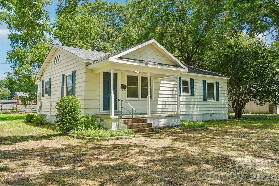 Photo of 808 Lowery Street
