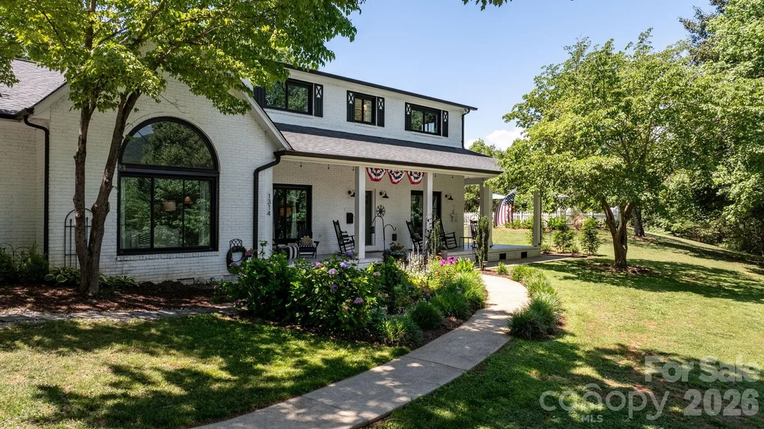 Photo of 1314 Shirebourn Drive