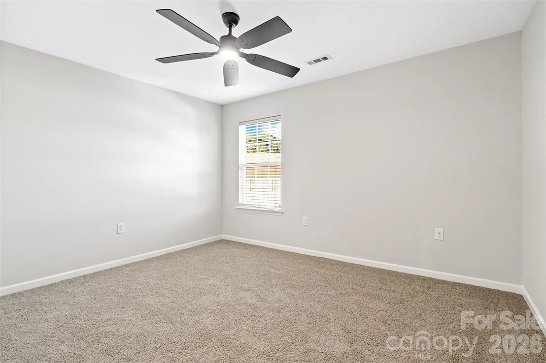 Photo of 407 Lind Point Lane