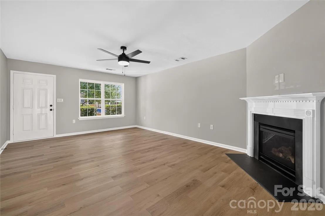 Photo of 6029 Waterloo Drive