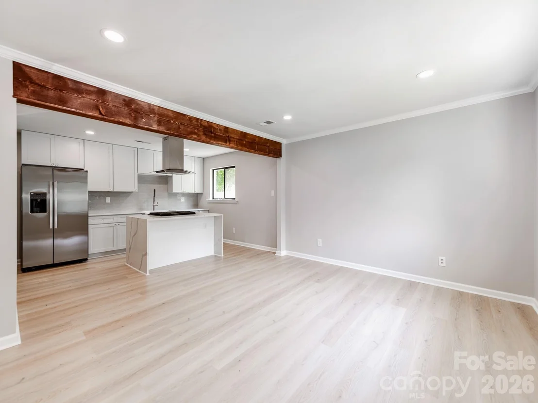 Photo of 4925 Springview Road