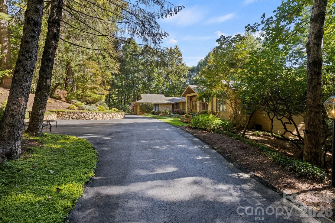 Photo of 308 Kenmure Drive
