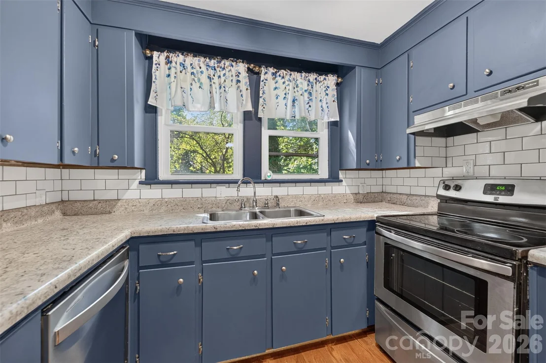 Photo of 1829 3rd Street NE