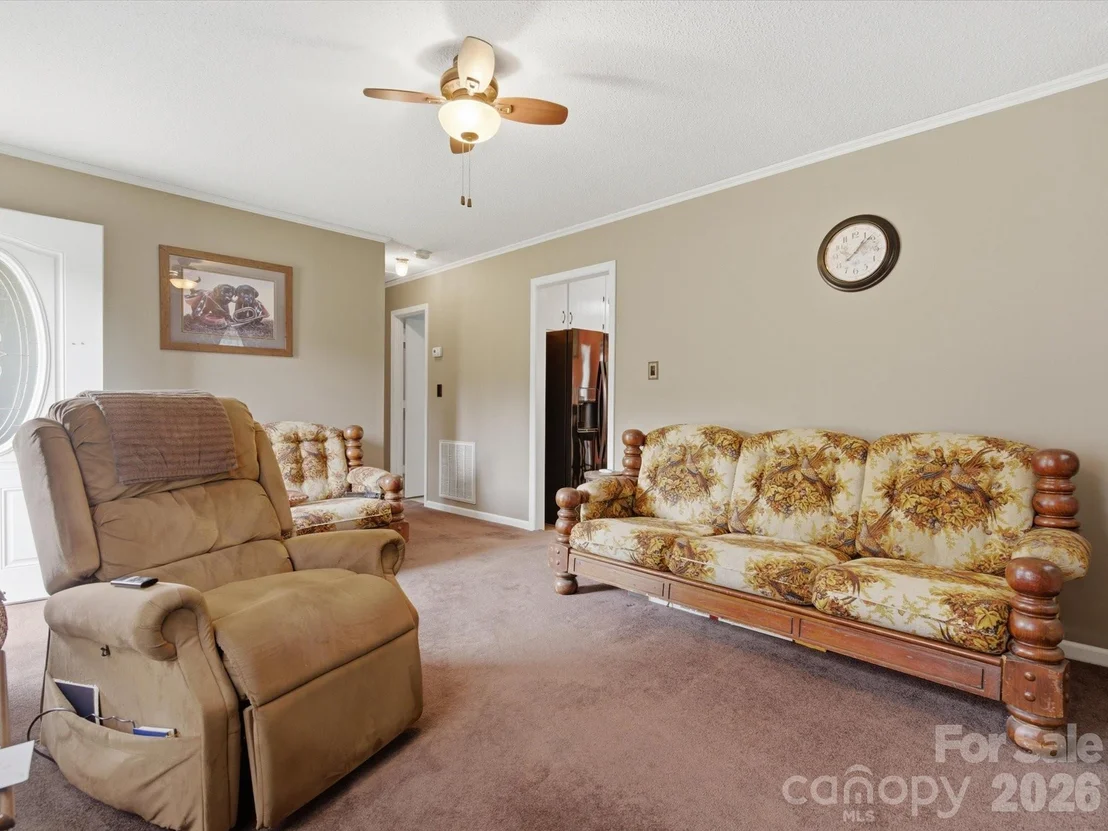 Photo of 3044 Sims Road