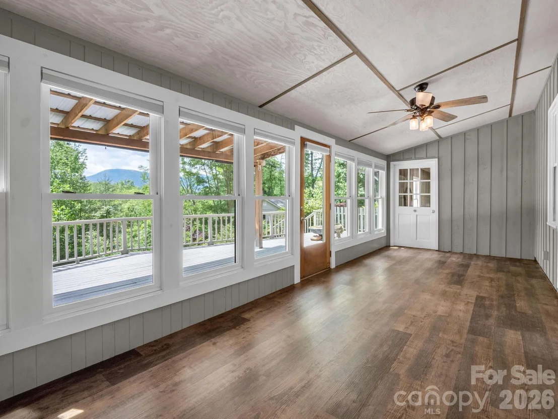 Photo of 7 Hearthstone Lane