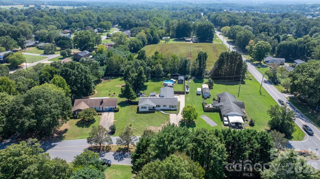Photo of 5795 Valley Field Road