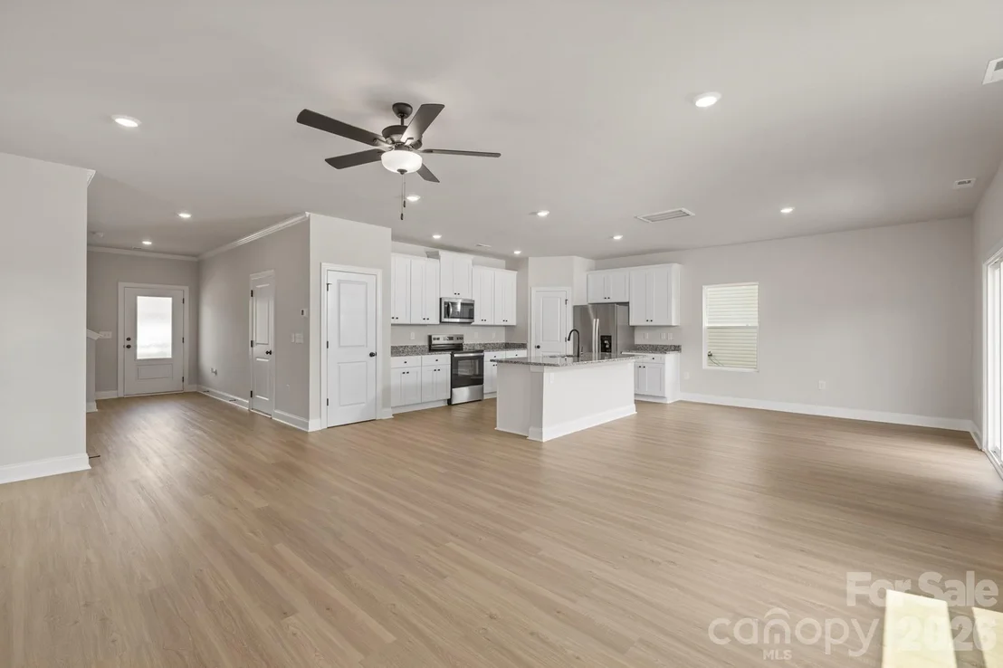 Photo of 810 Willow Estates Drive