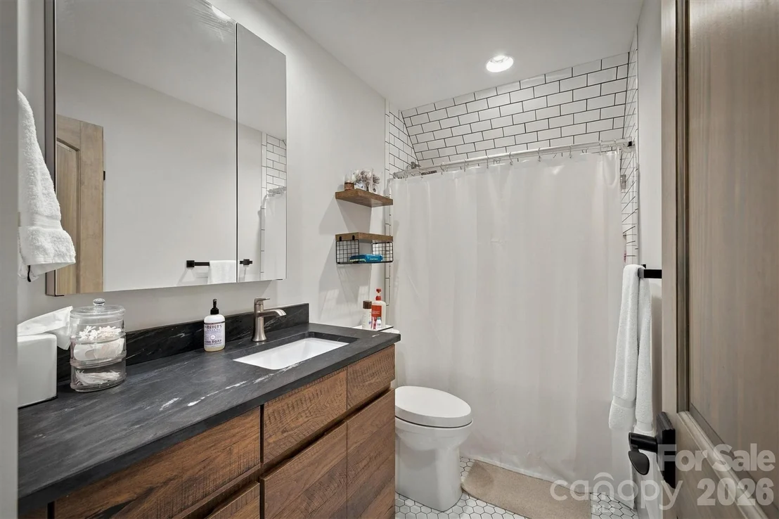 Photo of 155 Otter Waller Drive