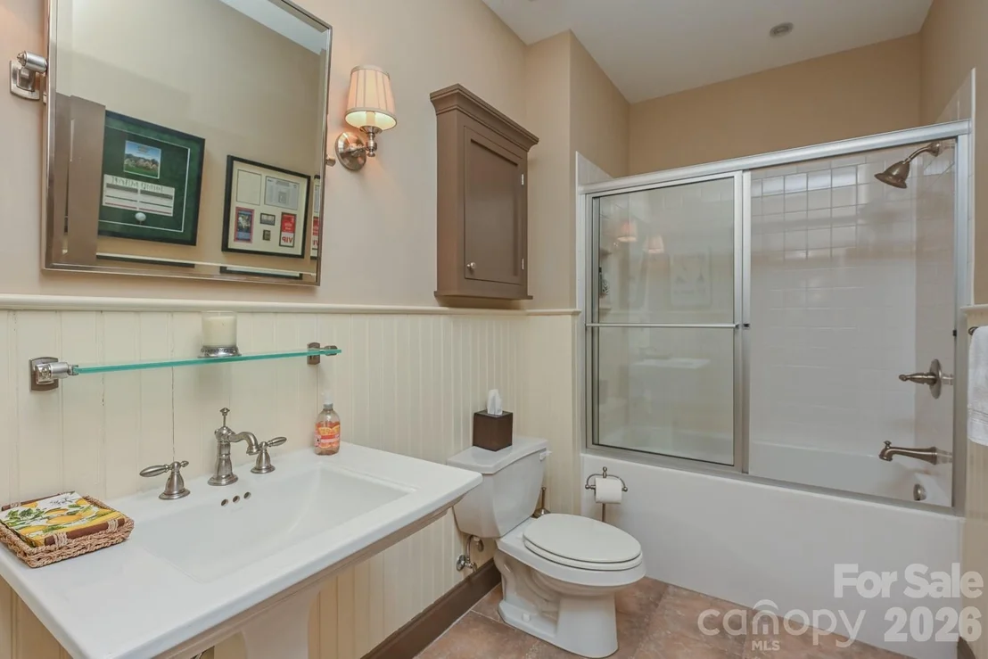 Photo of 835 Jackson Grove Road