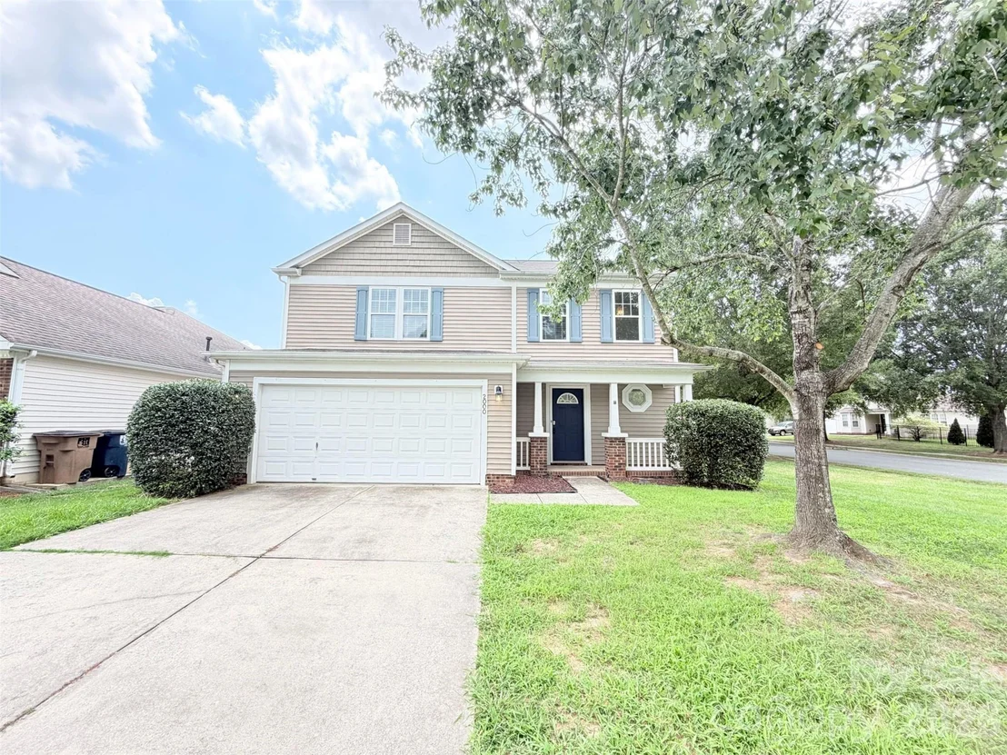 Photo of 2000 Sunlight Path Drive