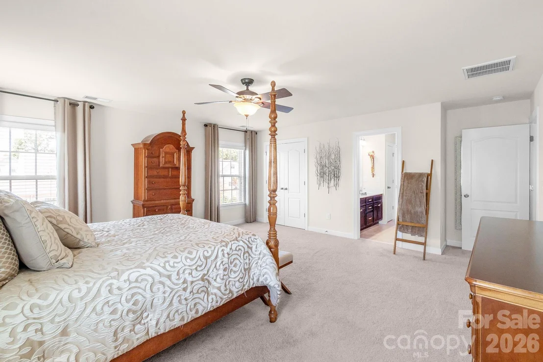 Photo of 2083 Topaz Plaza