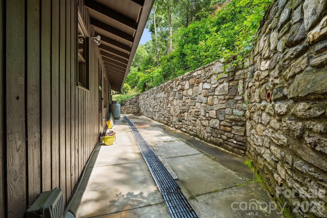 Photo of 168 Mountain View Drive