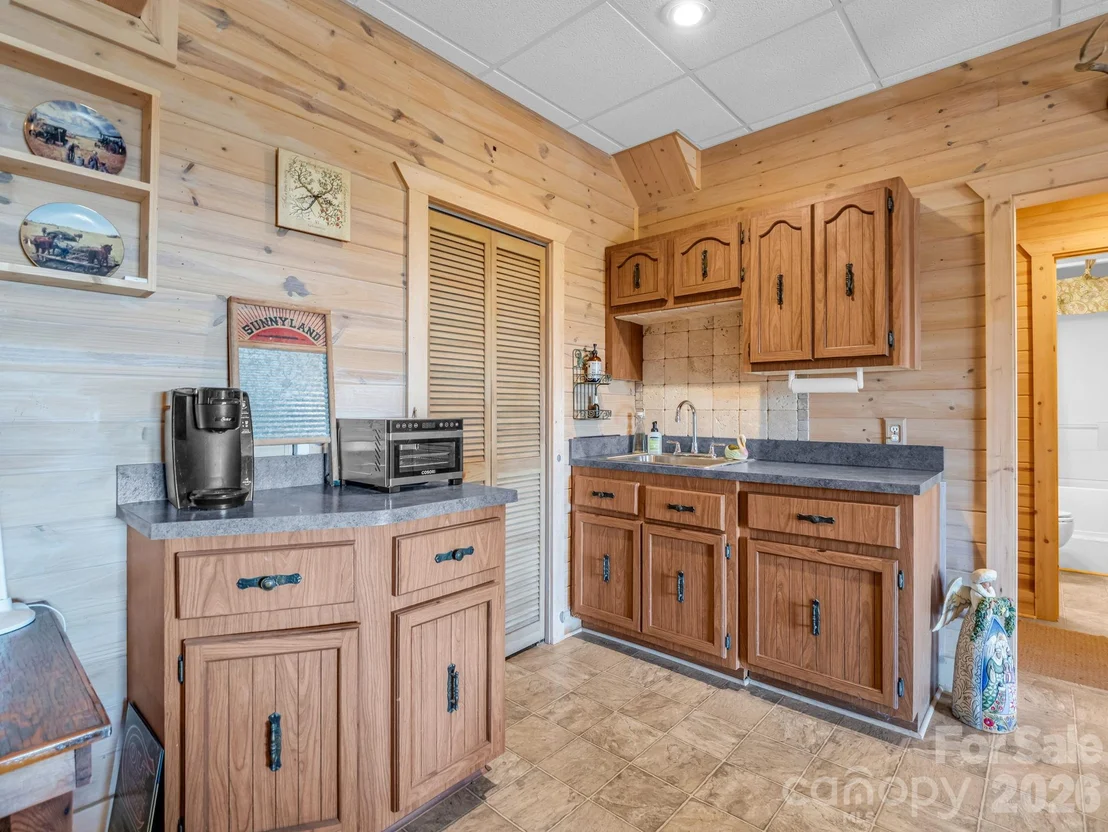 Photo of 762 Valley View Drive