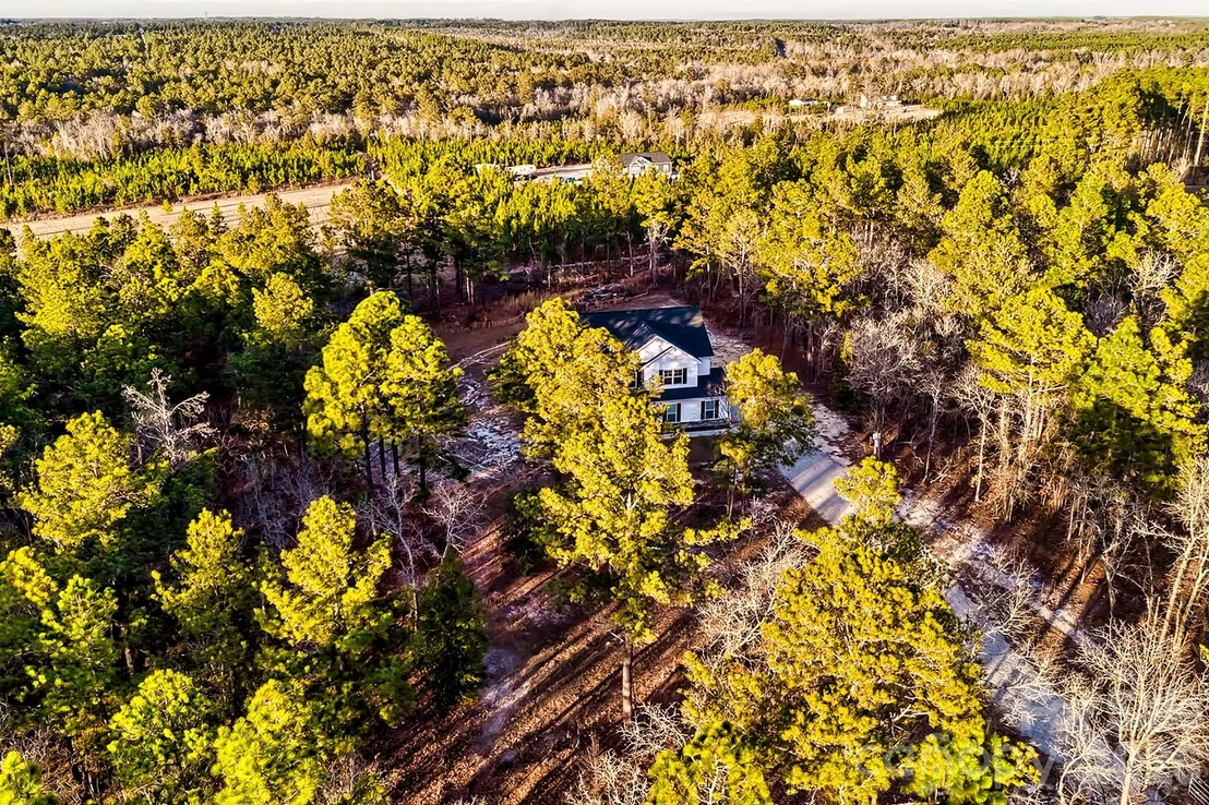 Photo of 4922 Bethune Road
