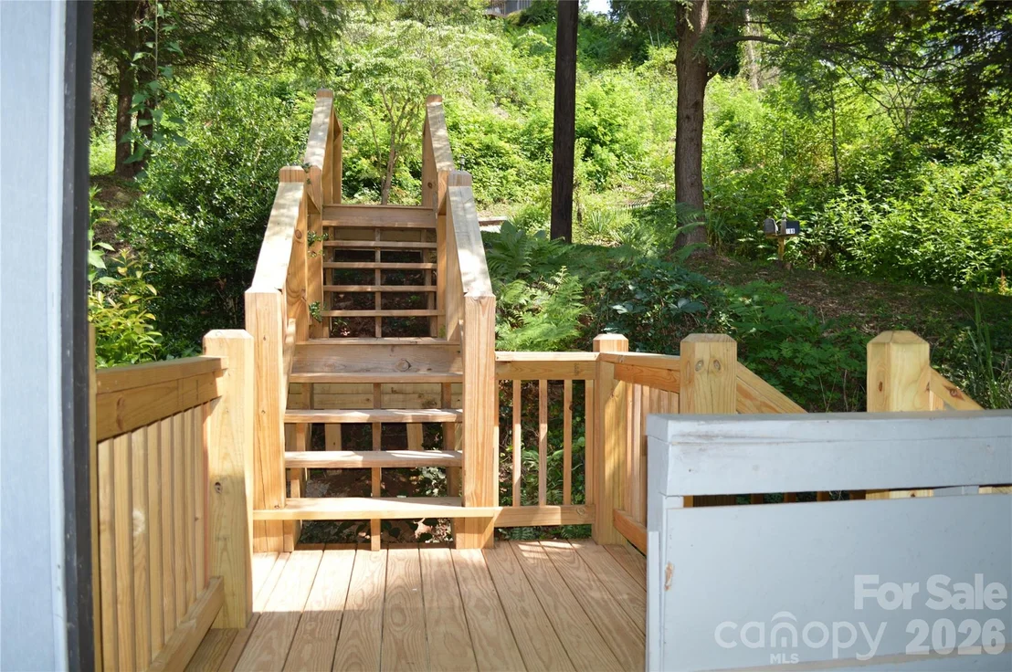 Photo of 184 Laurel Road