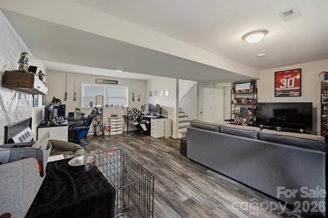 Photo of 1772 Woodridge Circle