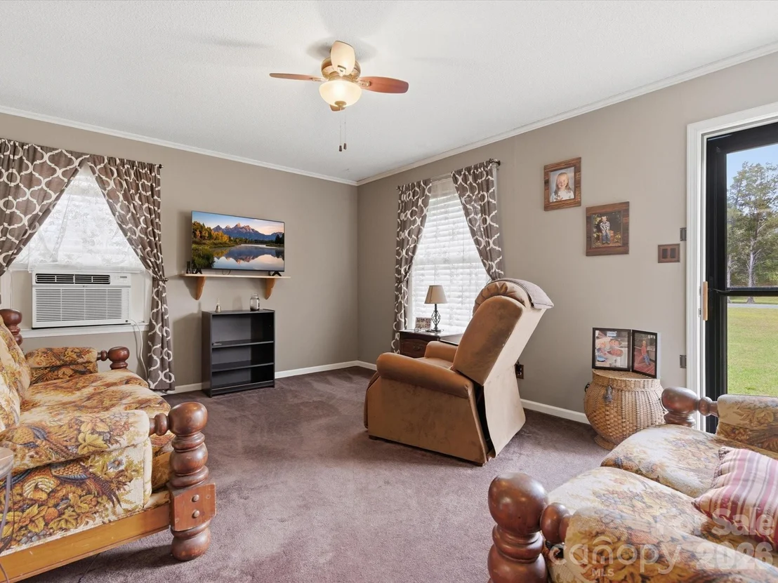 Photo of 3044 Sims Road