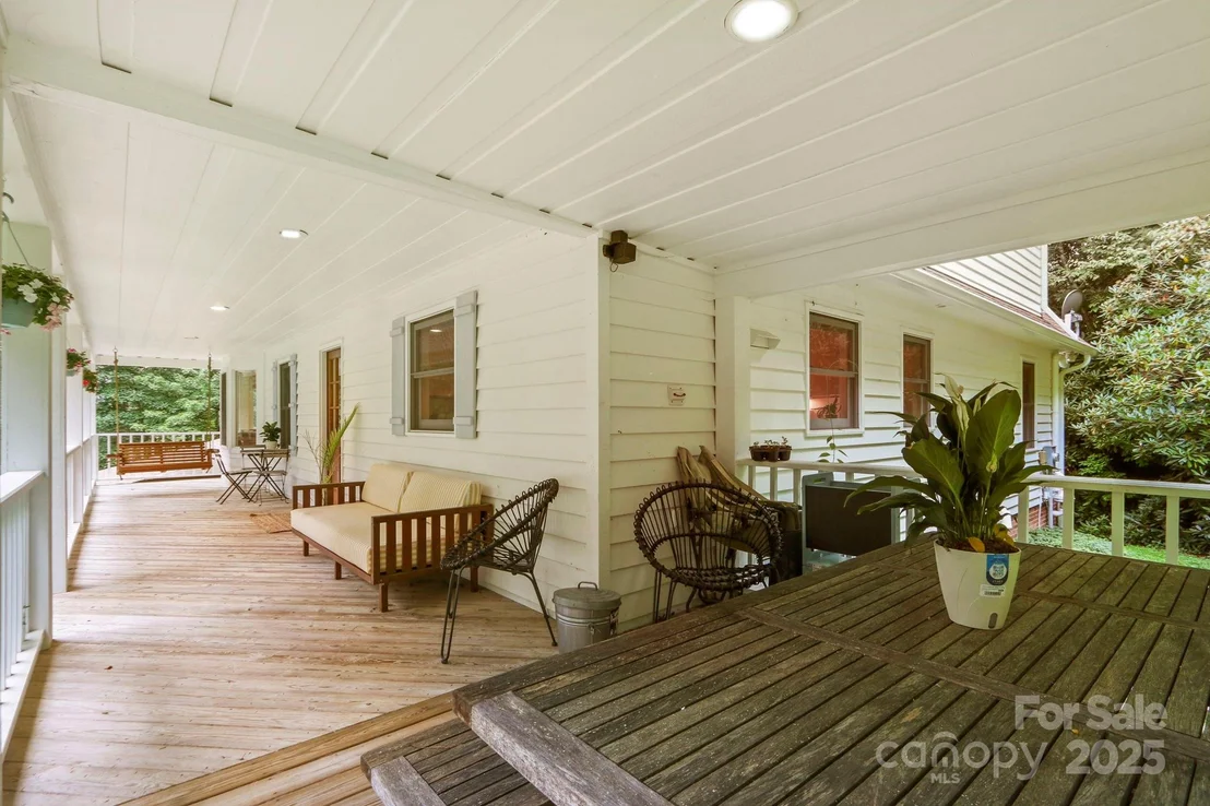 Photo of 127 Boulder Lane