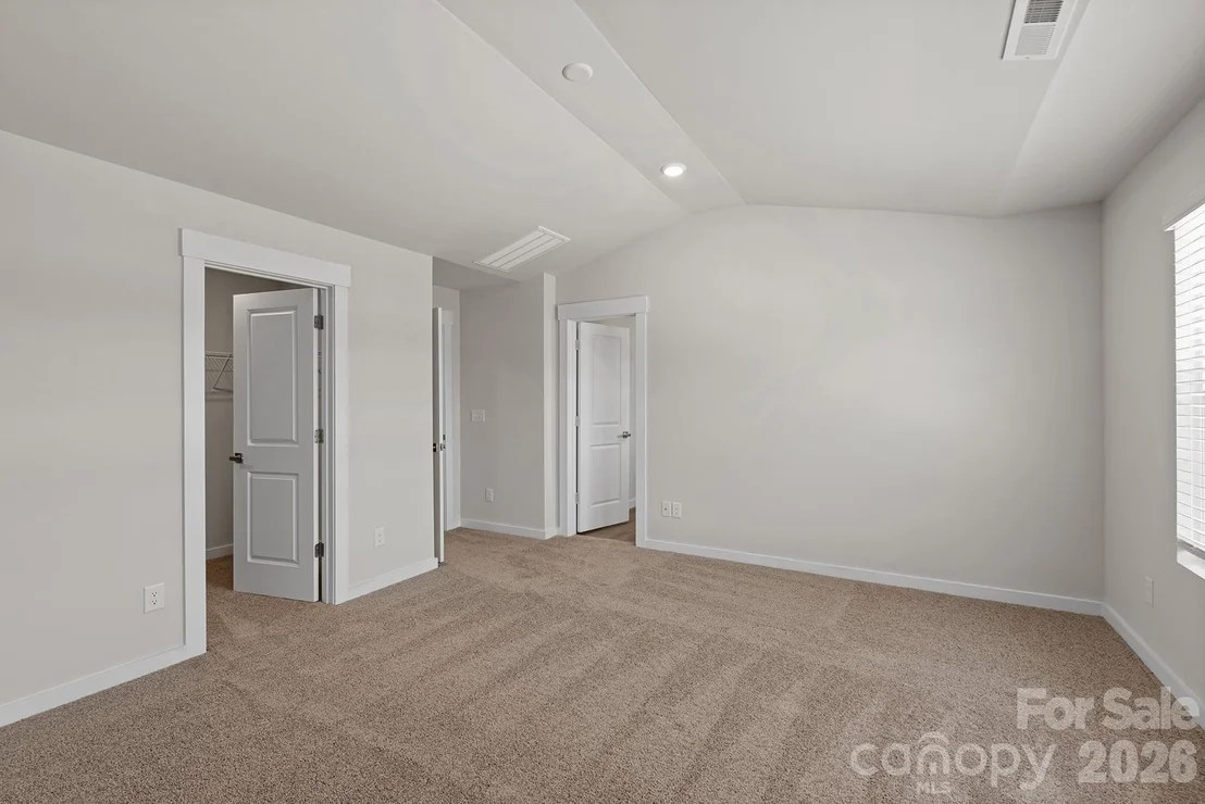 Photo of 814 Willow Estates Drive
