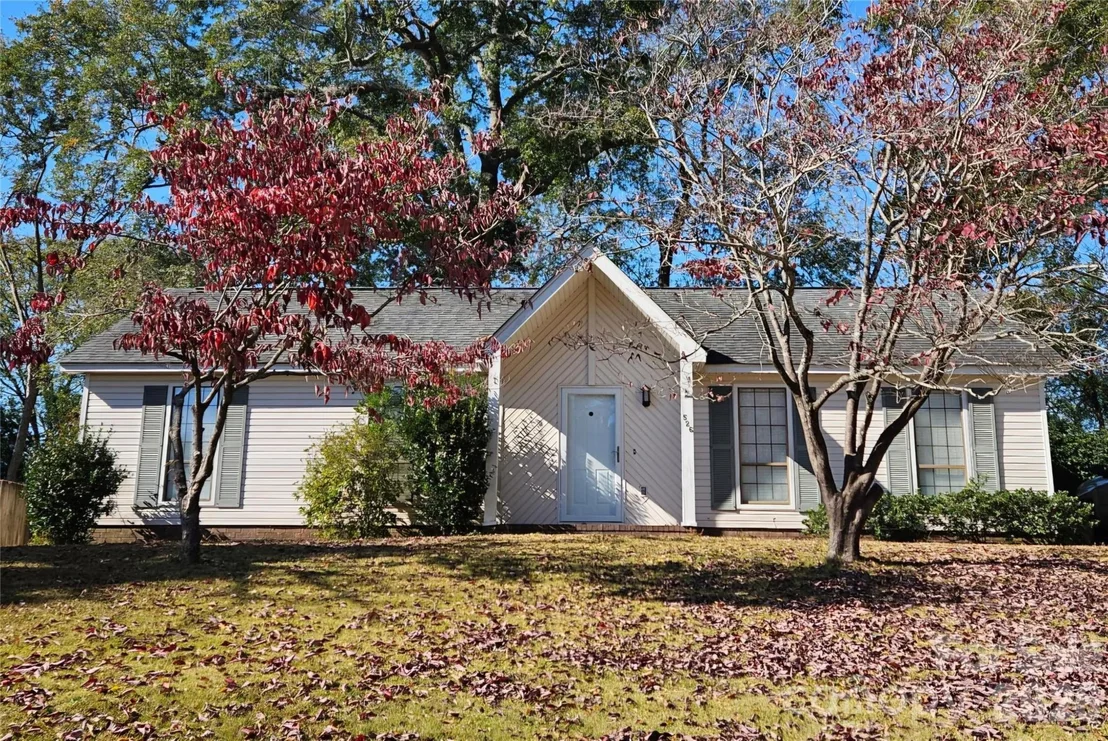 Photo of 526 Hillcrest Drive