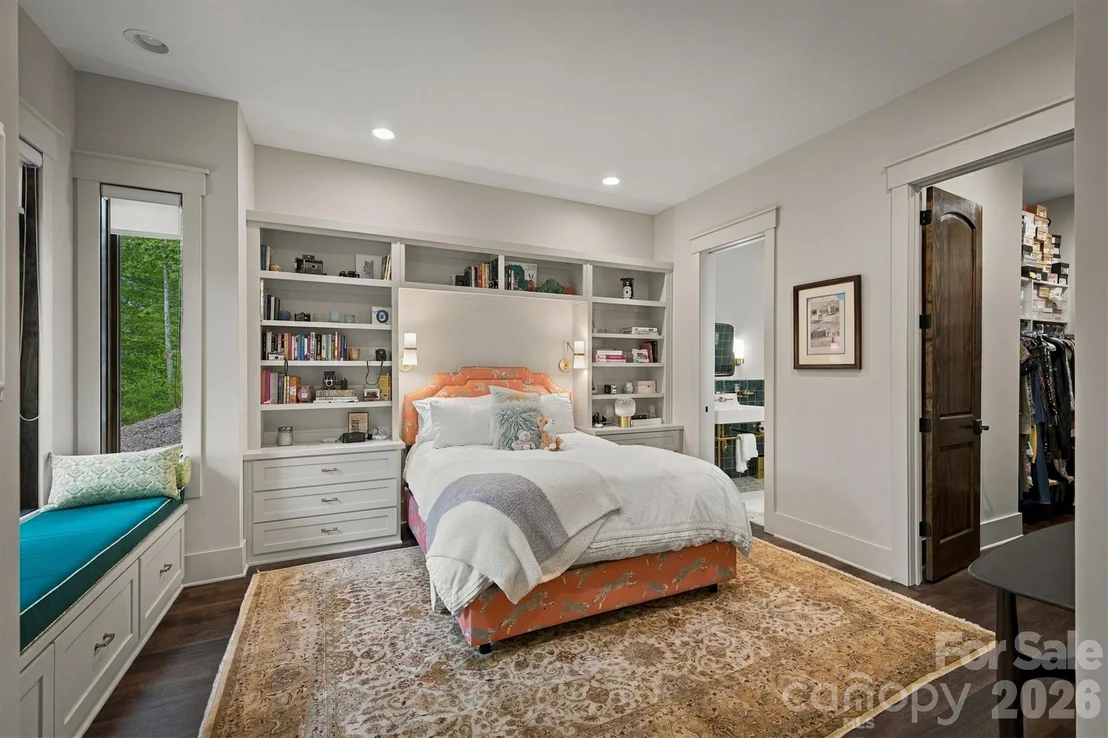 Photo of 155 Otter Waller Drive