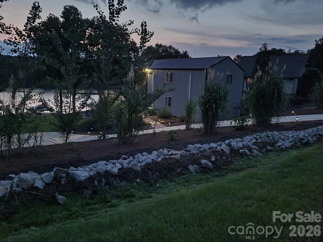 Photo of 2268 Singleton Creek Road