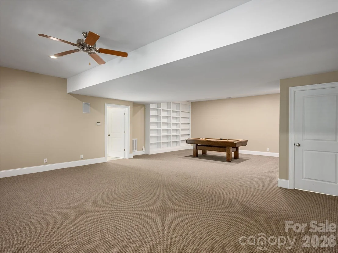 Photo of 620 N Highland Road