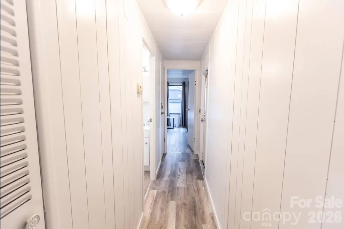 Photo of 101 6th Street