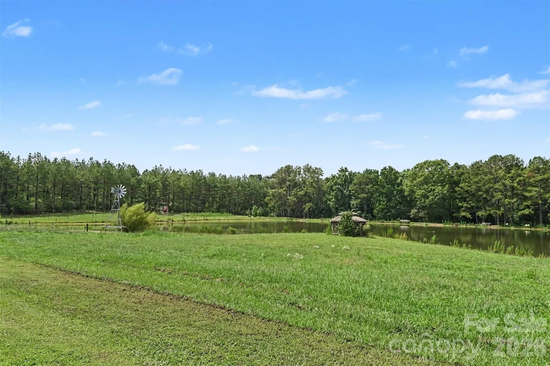 Photo of 5718 White Store Road