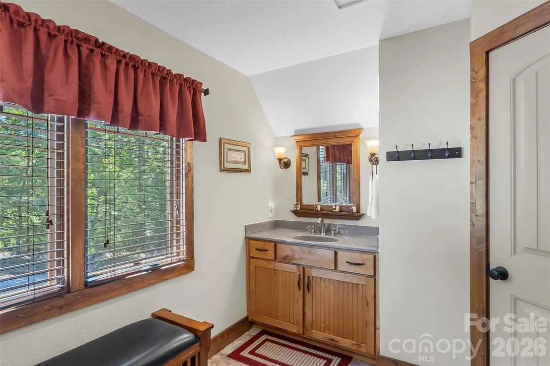 Photo of 590 Larkhaven Drive