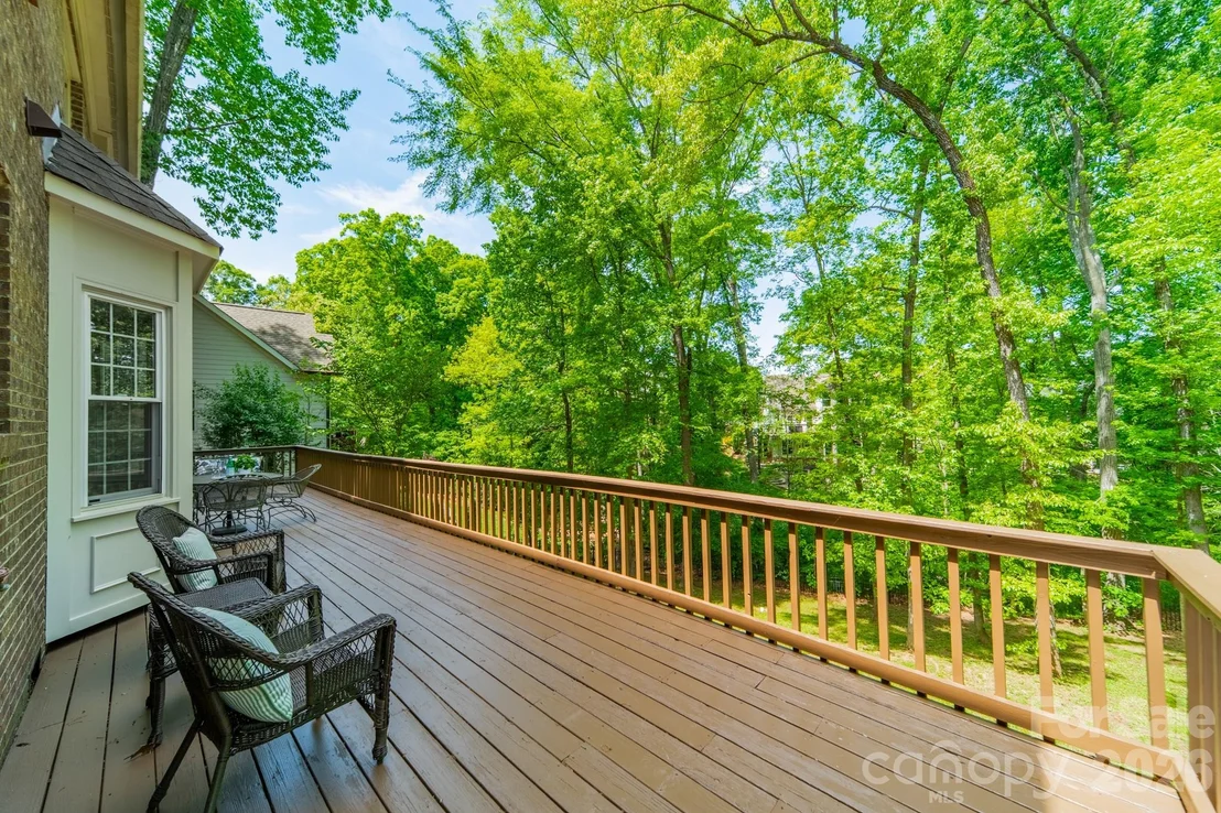 Photo of 231 S Downs Way