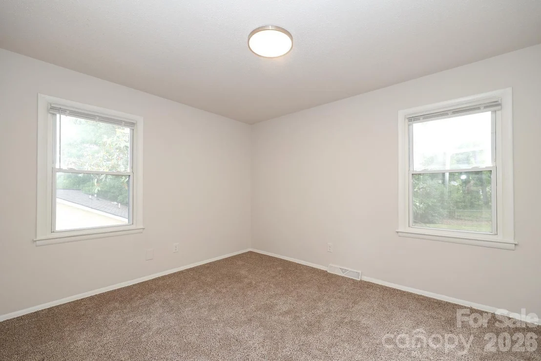 Photo of 5001 Springview Road