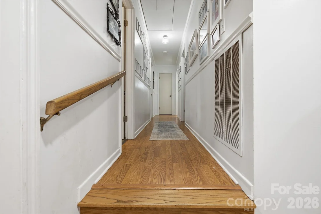 Photo of 169 Greenbriar Drive