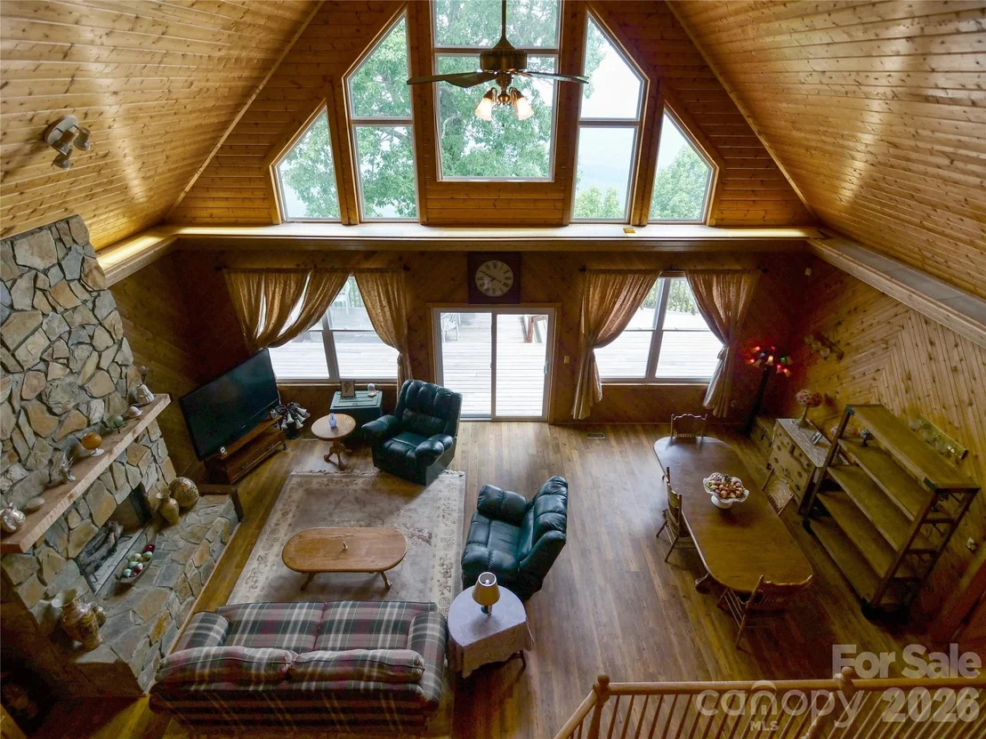 Photo of 386 Arrowhead Trail