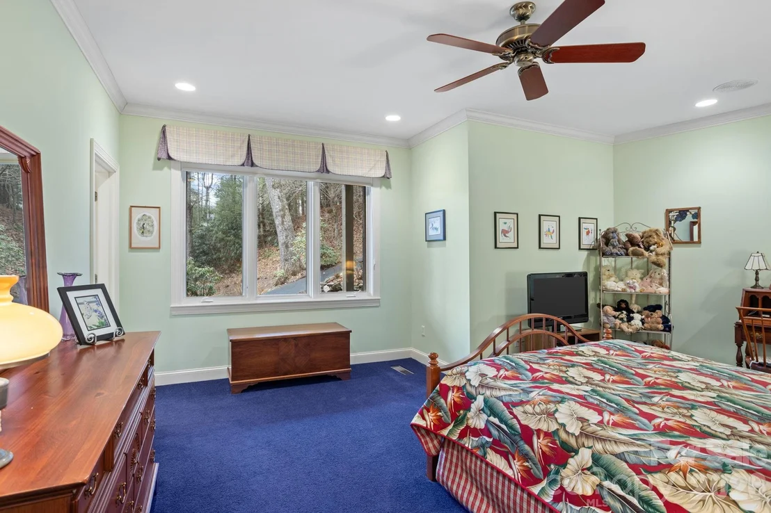 Photo of 175 Overlook Drive